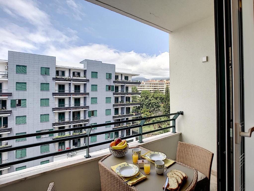 Paradise Apartment by MHM room 5